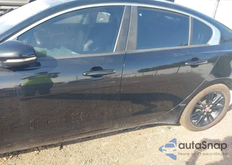 2017 Jaguar Xe 20D Premium из США, поврежденный, VIN SAJAD4BN1HA952327